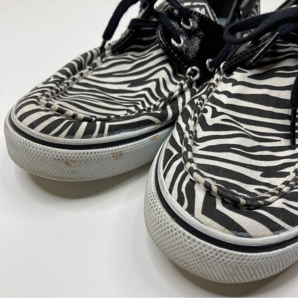 Sperry | Black & White Zebra Pattern Boat Shoes 10 - Picture 3 of 8